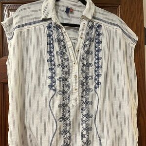 Anthropologie Pilcro White and Blue surfer Top S